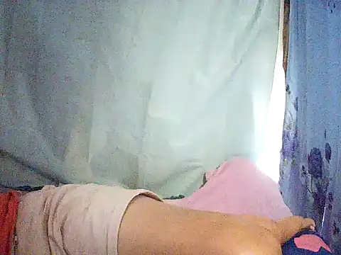 milagrose_rose webcam