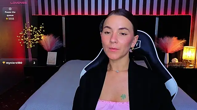GracefulMichelle webcam