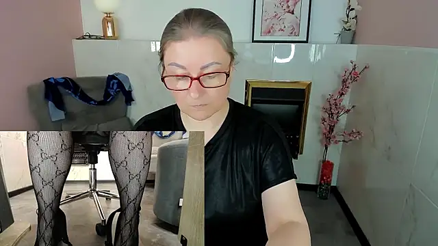 Alexandra_Kind webcam