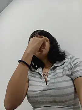 Magie_rouse live sex cam