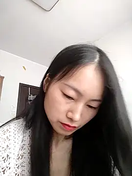 Reiko512 webcam