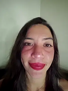 loveuu-bae webcam