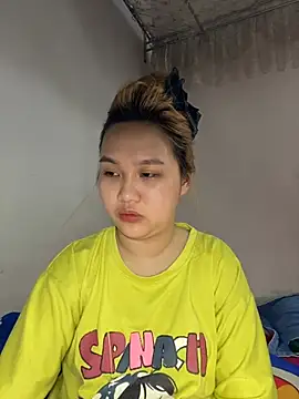 Almira6868 webcam