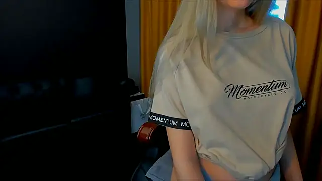 HaleySweet18 webcam