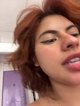 Eva_Feller69