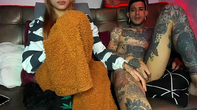 cleoo_jhonny - Cleoo_jhonny's free webcam - UK Sex Cams