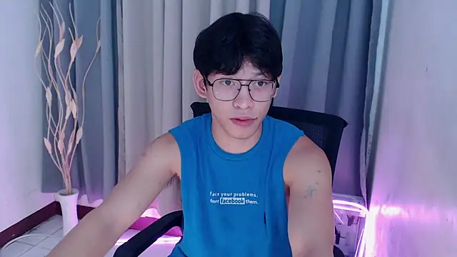 pinkcock_froi2305 (M young) - public cum show