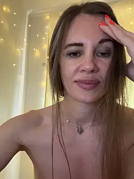 LucieMack webcam