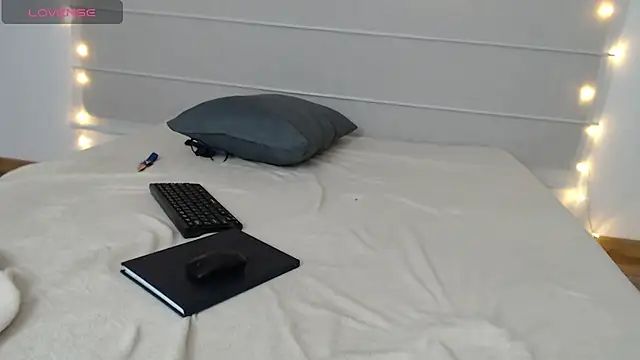 Sarabubbie webcam