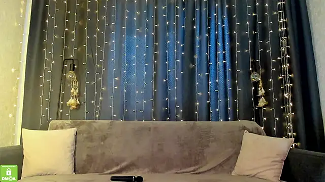 Amelia_skyy webcam