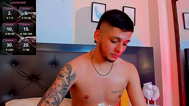 Boy_Mathew webcam