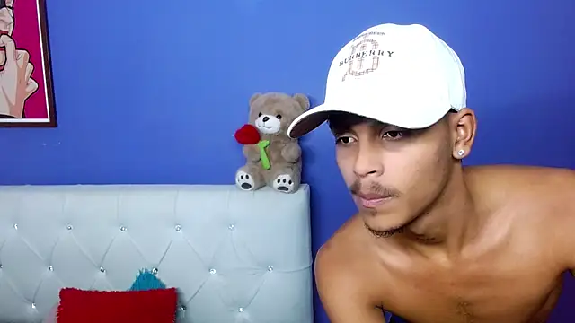 Angel_foxc13 webcam