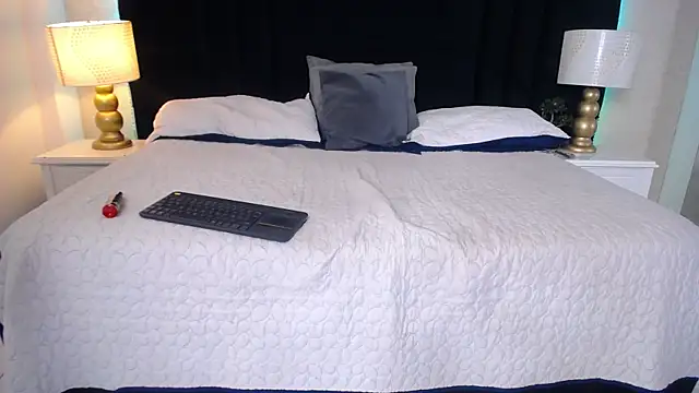 SkylerBigxxx webcam