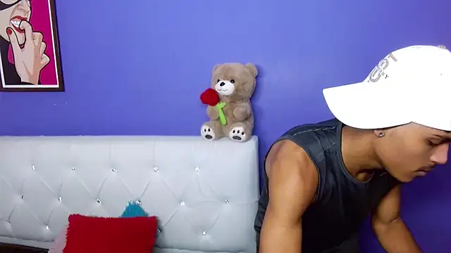 Angel_foxc13 webcam