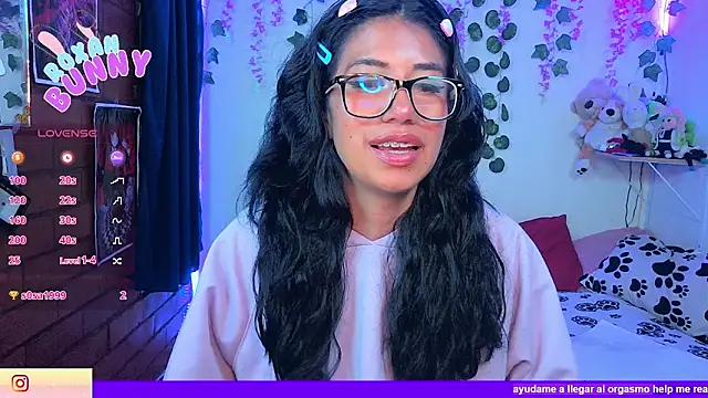Roxanbunny1 webcam