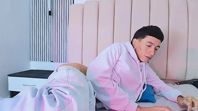 lian_cameron webcam