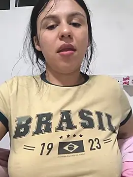 Daniela-rosee webcam