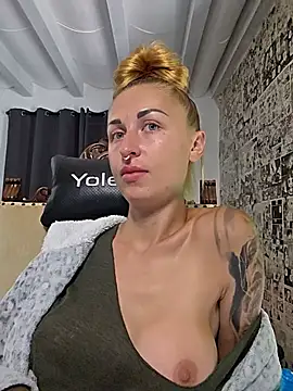 kylie_blck webcam