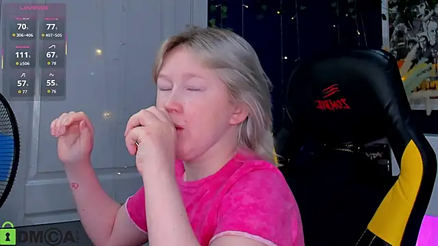 Sara_Robinson webcam