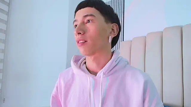 lian_cameron webcam