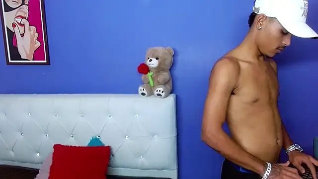 Angel_foxc13 webcam