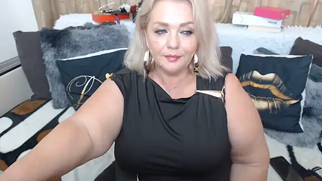 MsMelyssaxx webcam