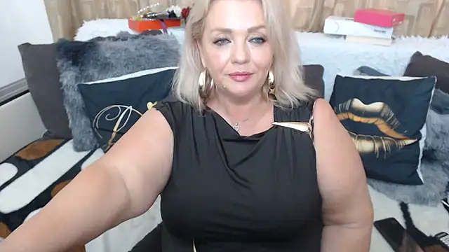 MsMelyssaxx webcam