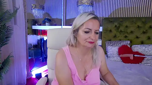 LadyTouch webcam