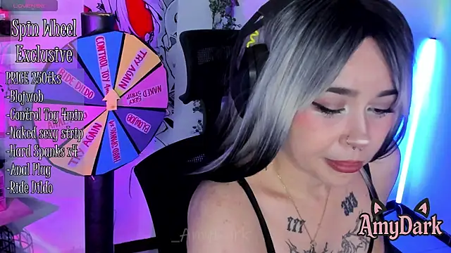_AmyDark webcam