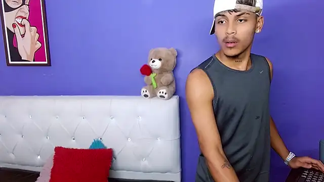 Angel_foxc13 webcam