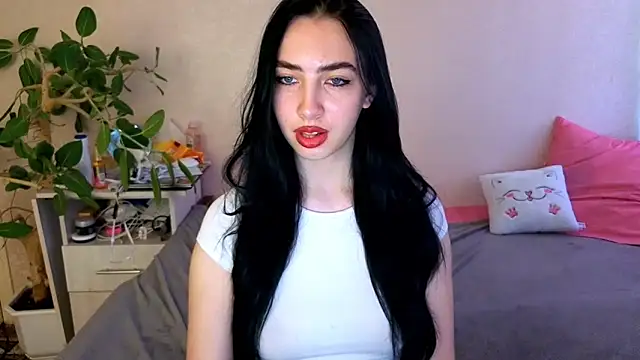 wildkittenx_ - WildKittenX_'s free webcam - UK Sex Cams