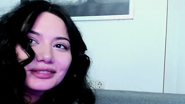 Dark_Moni webcam