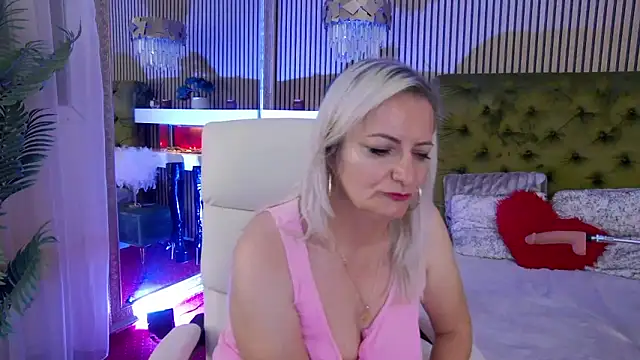 LadyTouch webcam
