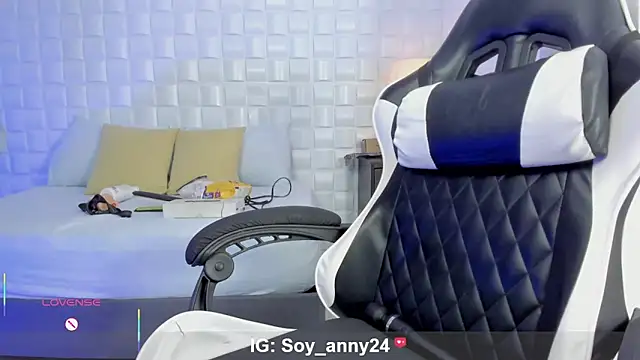 anny_rouse24 webcam