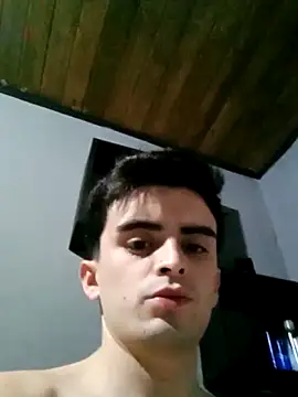 Rodrigo99_9 webcam