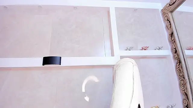 juliana_smithh webcam