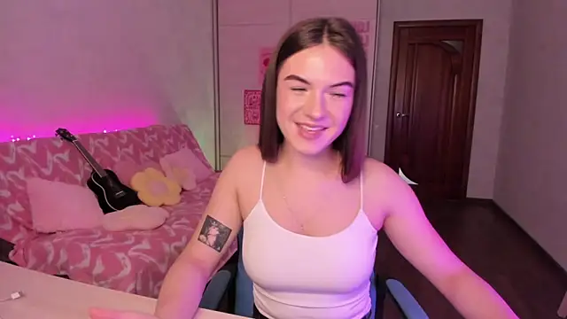 luna_lust_212 webcam