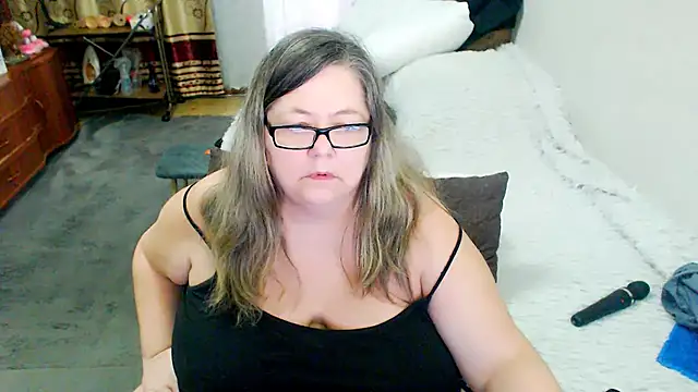 sex2 (F mature) - naked, squirt
