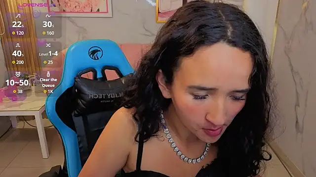 bella_vibess_s webcam