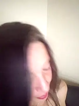 loveuu-bae webcam