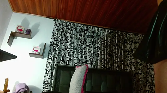 DULCE_ZOE webcam