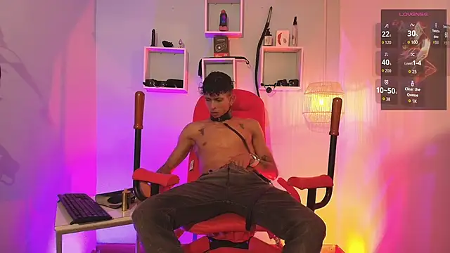 Maximoking26 webcam