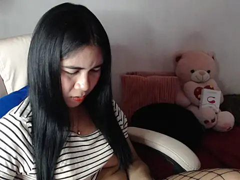 TransPetite1 live sex cam