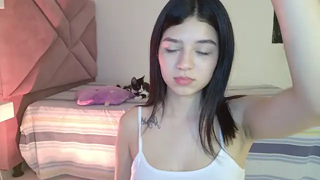 eva_sin18 live sex cam