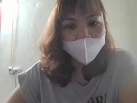 Angela-Eira webcam