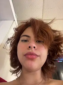 Eva_Feller69