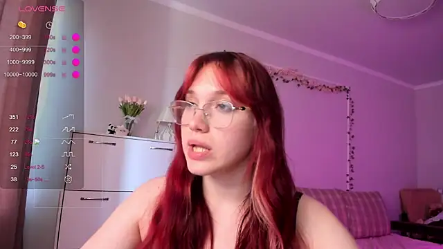 SweetieMarry webcam