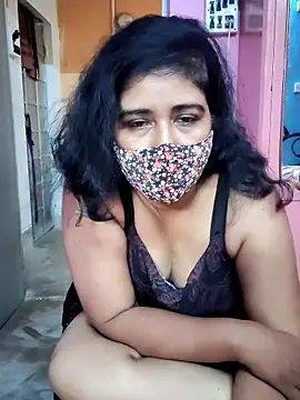 Rulali_44 webcam
