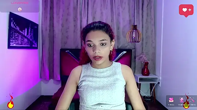 luisa__torres webcam