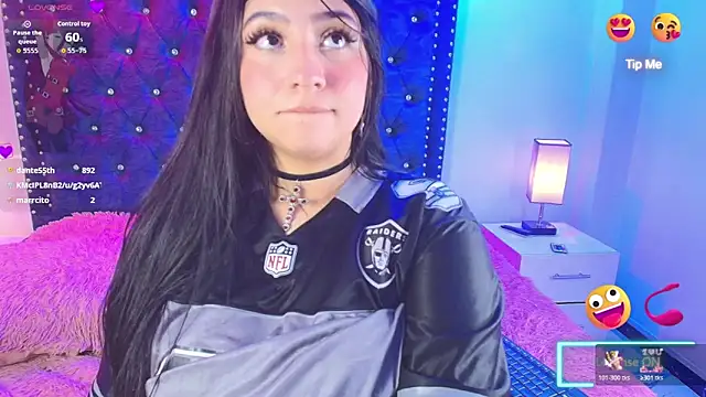 Salem_skyler_ webcam